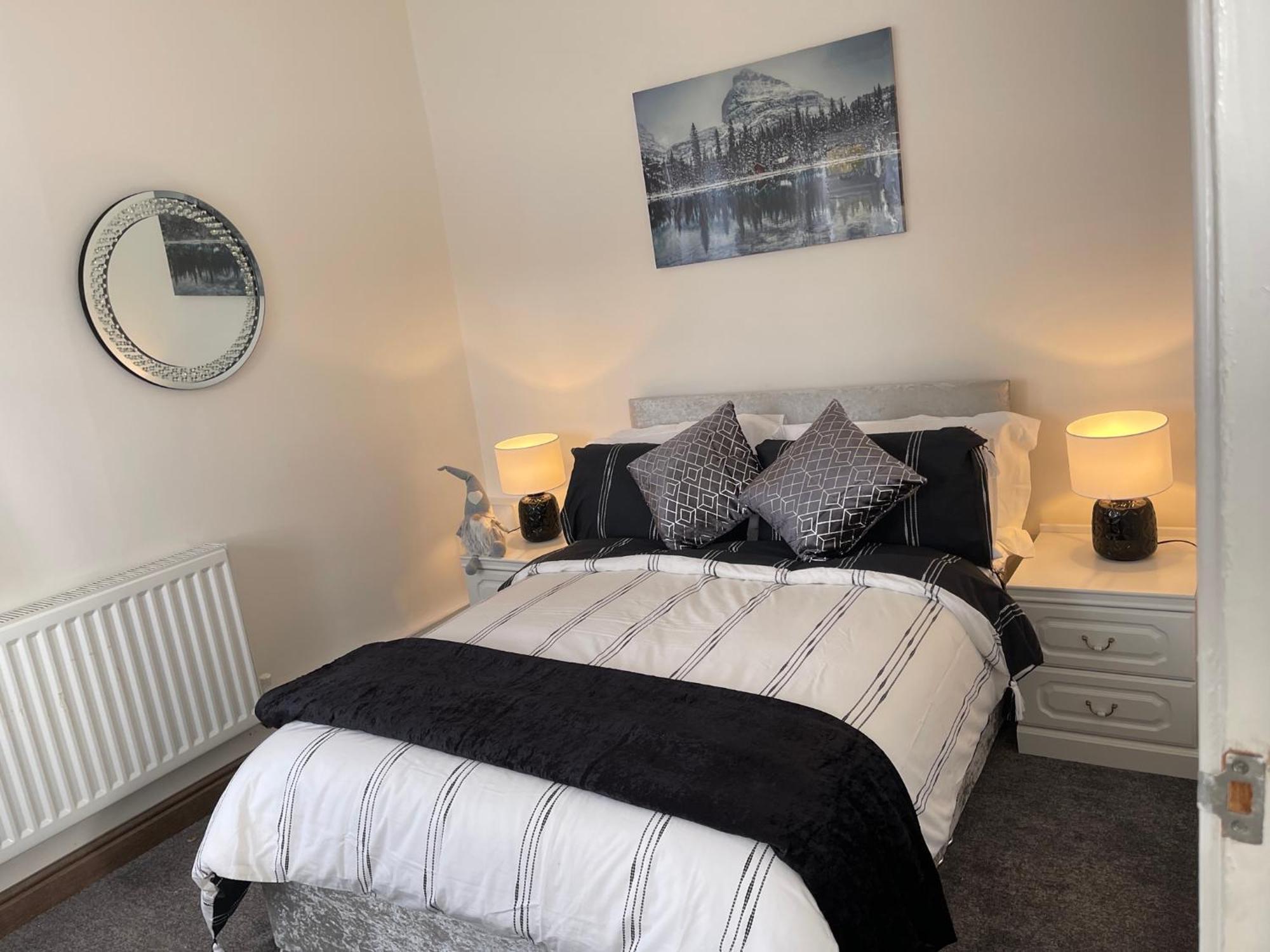 Tollgate House - Luxury Cozy Cottage - Huge Hot Tub - Alton Towers Cheadle  Exterior foto